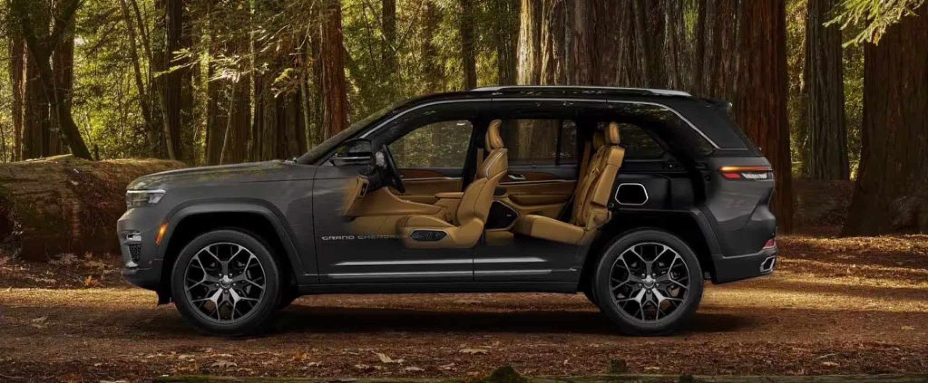 my25-jeep-grand-cherokee-vlp-tabbed-container-two-row-slider-2-interior-desktop